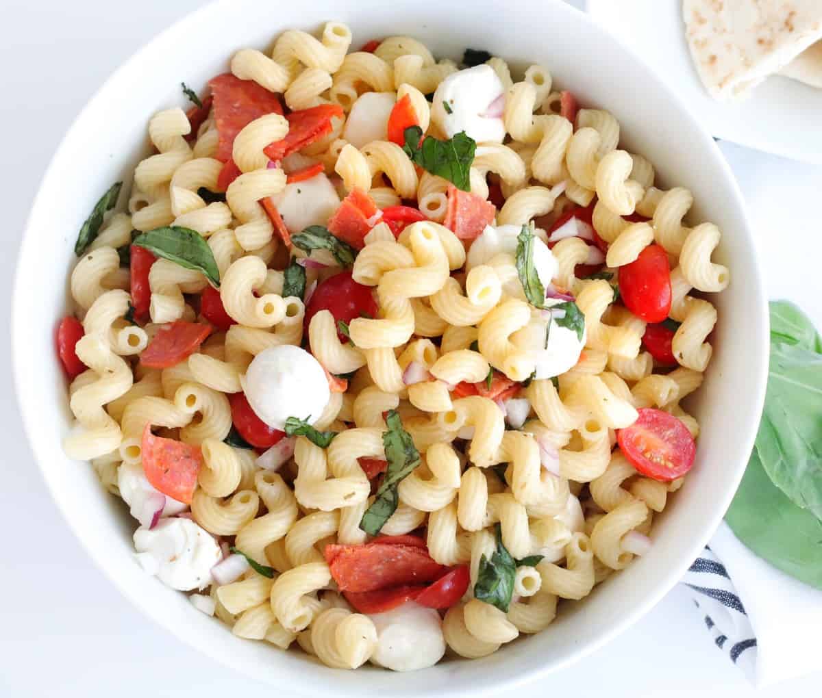 Pepperoni Caprese Pasta Salad - Hungry Foodie